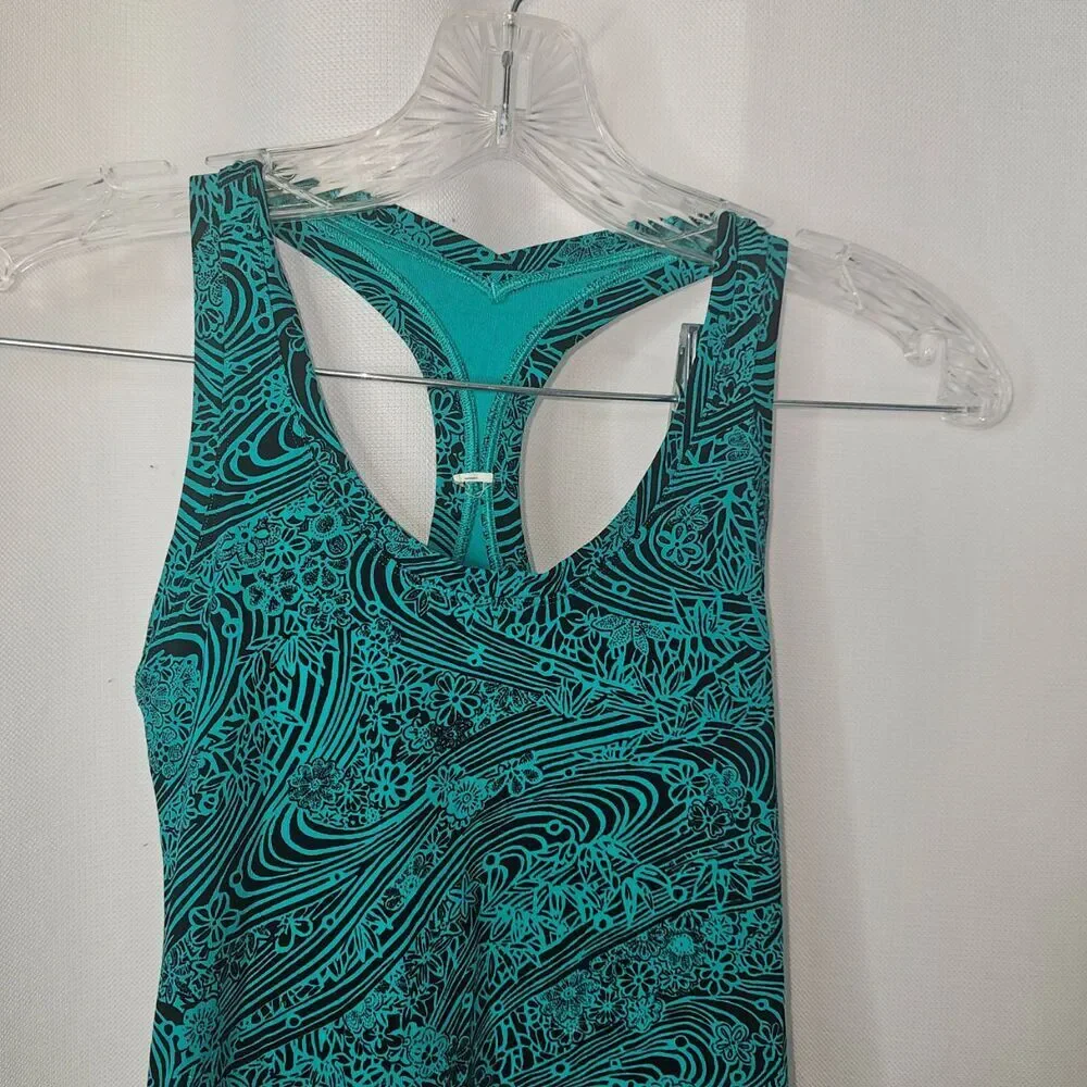 Lululemon Tank Top Womens Size 2 Kitakami Green Racerback Activewear Yoga